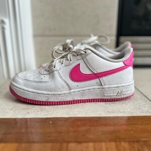 Nike Air Force 1 White and Pink Size Youth 5/ Woman’s 6.5